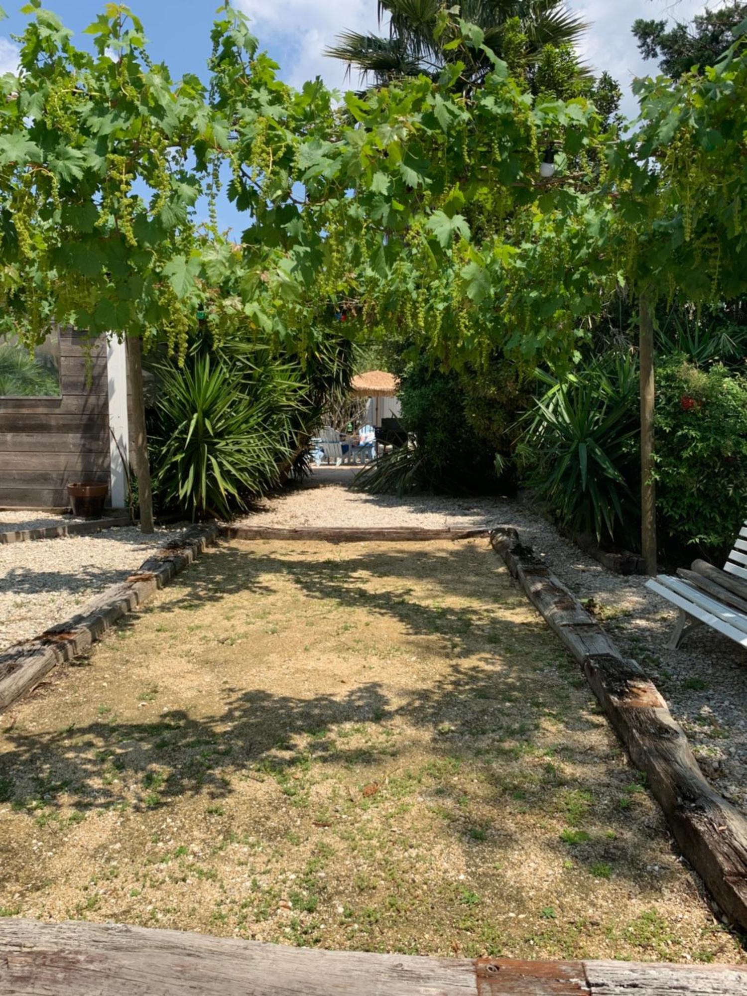Le Mas Des Mourguettes Saintes-Maries-de-la-Mer Exterior foto